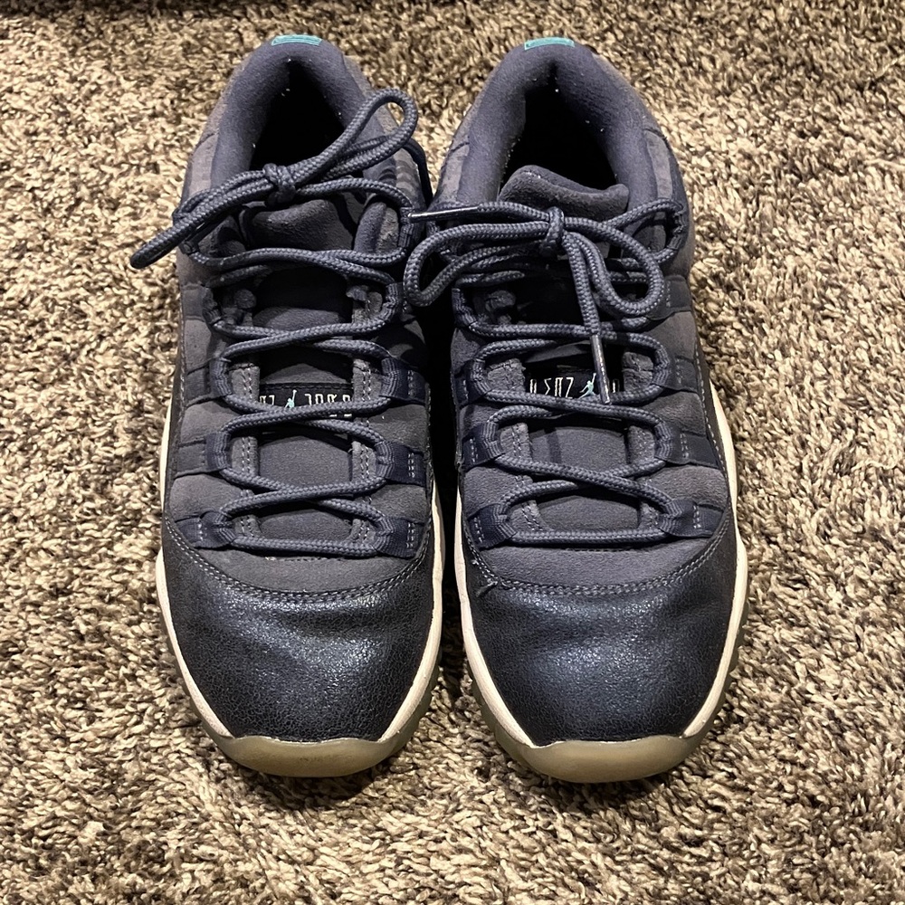Jordan 11 Low “Blue Moon” GS